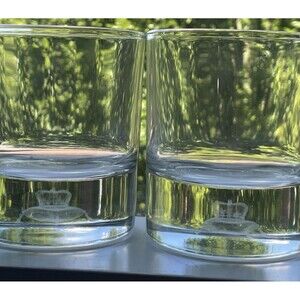 CROWN ROYAL floating crown on pillow 3D Hologram Rocks whiskey Glass set of 2